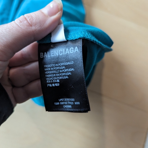 Balenciaga "Political Campaign" T-shirt in Teal Green - Picture 4 of 7